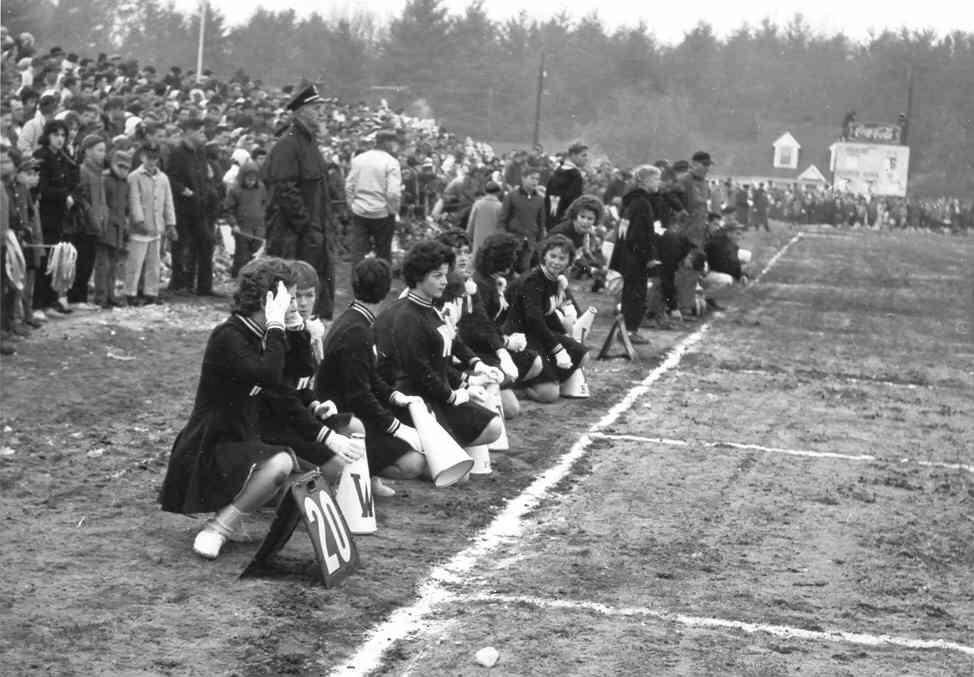 cheerleaders_tewksbury.jpg